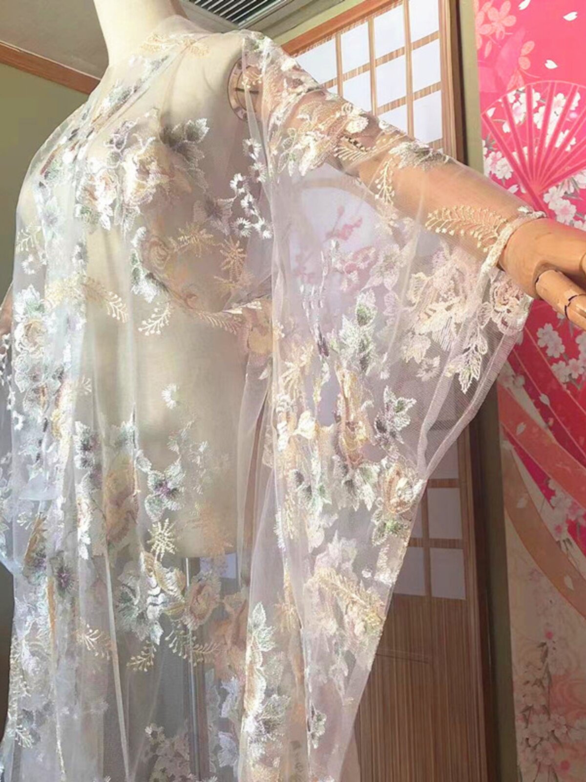Kimono lungo in stile giappone - Kimono Sheer Floral recensione e prezzo