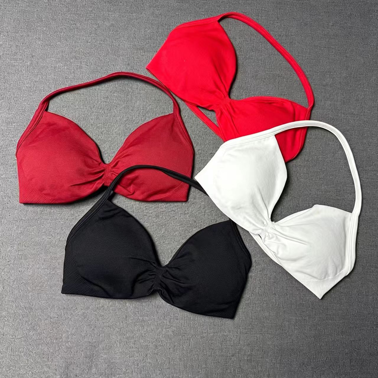 Reggiseno sportivo DF, modello - Crop Top Crochet recensione e prezzo