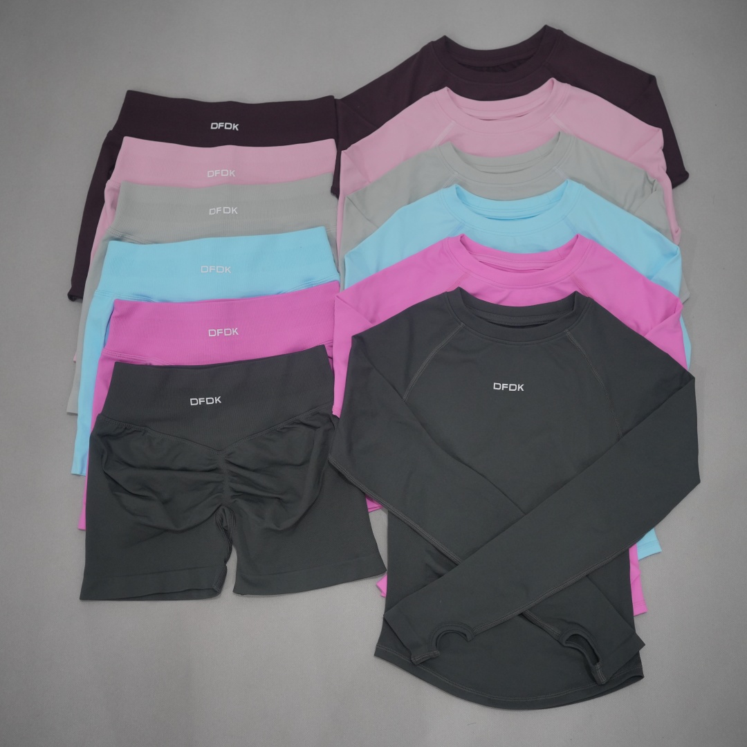 Completo Sportivo Senza Cucitu - Crop Top Crochet recensione e prezzo